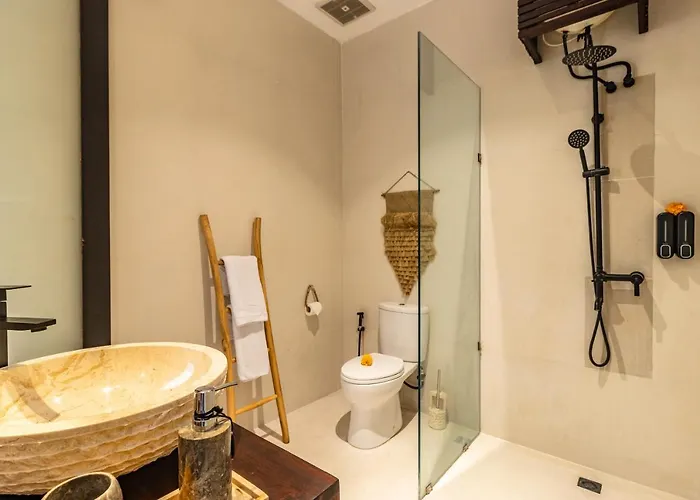 Promo - Trendy 4bd Private In Villa Seminyak