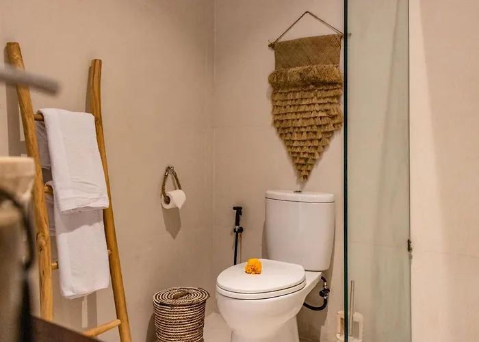 Promo - Trendy 4bd Private In Villa